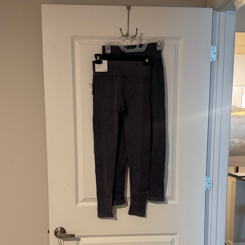 Aeropostale Leggings (2 pairs)